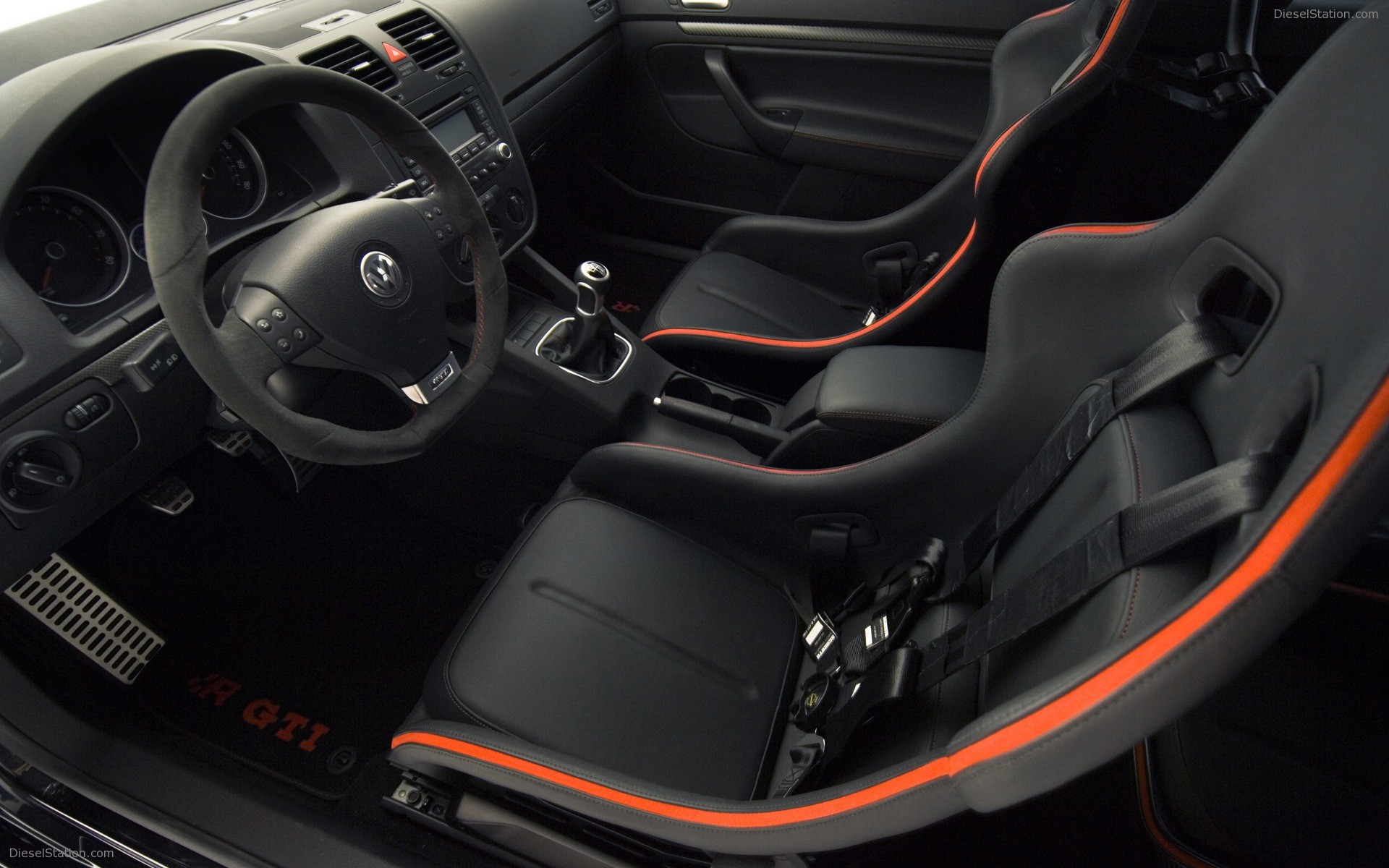 Volkswagen R-GTI (SEMA 2006)